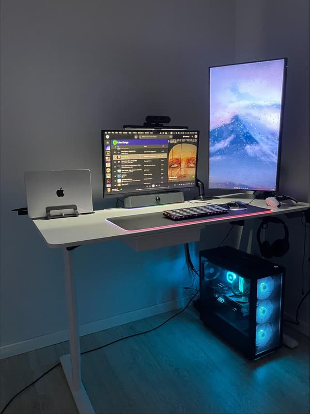 engineer desk setup